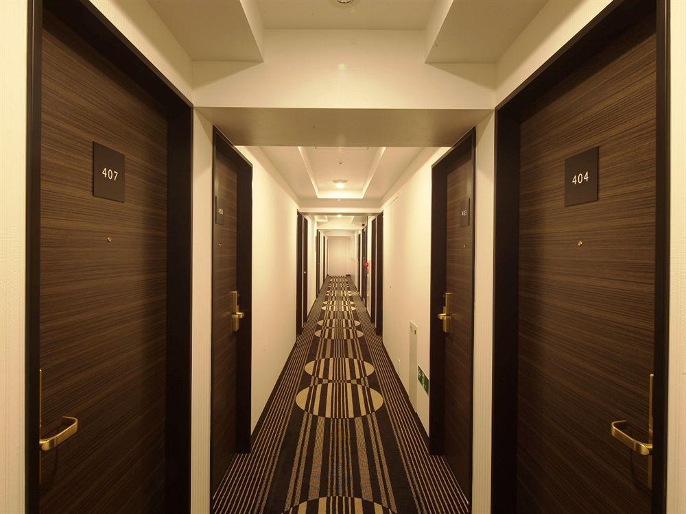 Apa Hotel Shimbashi Toranomon Tokio Exterior foto
